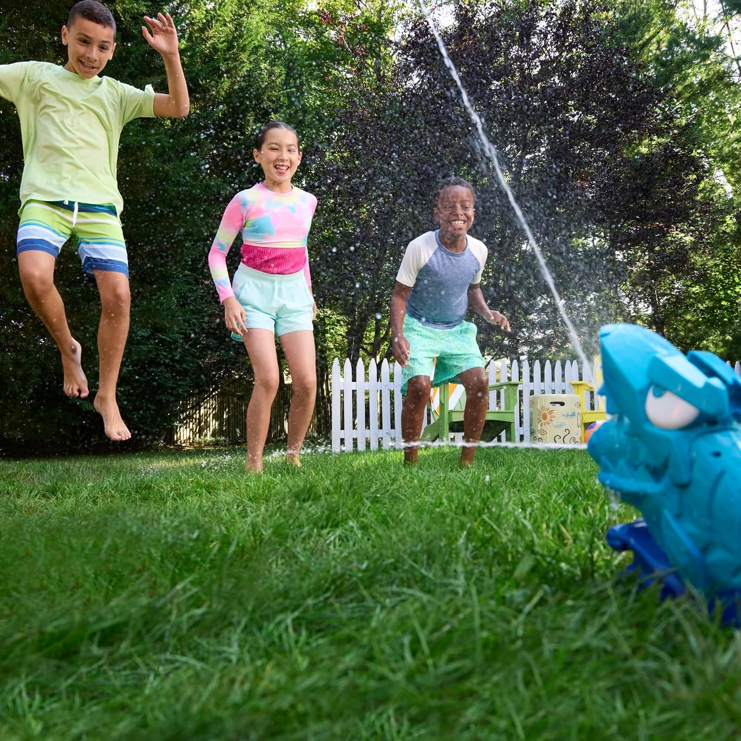 image:imageNerf Super Soaker Hop amp Chomp Water Toy Sprays Streams of Water Chomping Jaws Attaches to Garden Hose Kids Outdoor Sprinkler Toys Ages 3